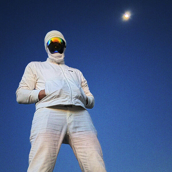 Thomas Adagio, Gigamesh - Stand Up